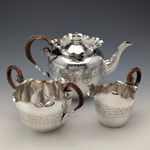 Late 19th Century British Antique Silver Plate Bachelor Tea Set, 3 Pieces, Roberts & Belk